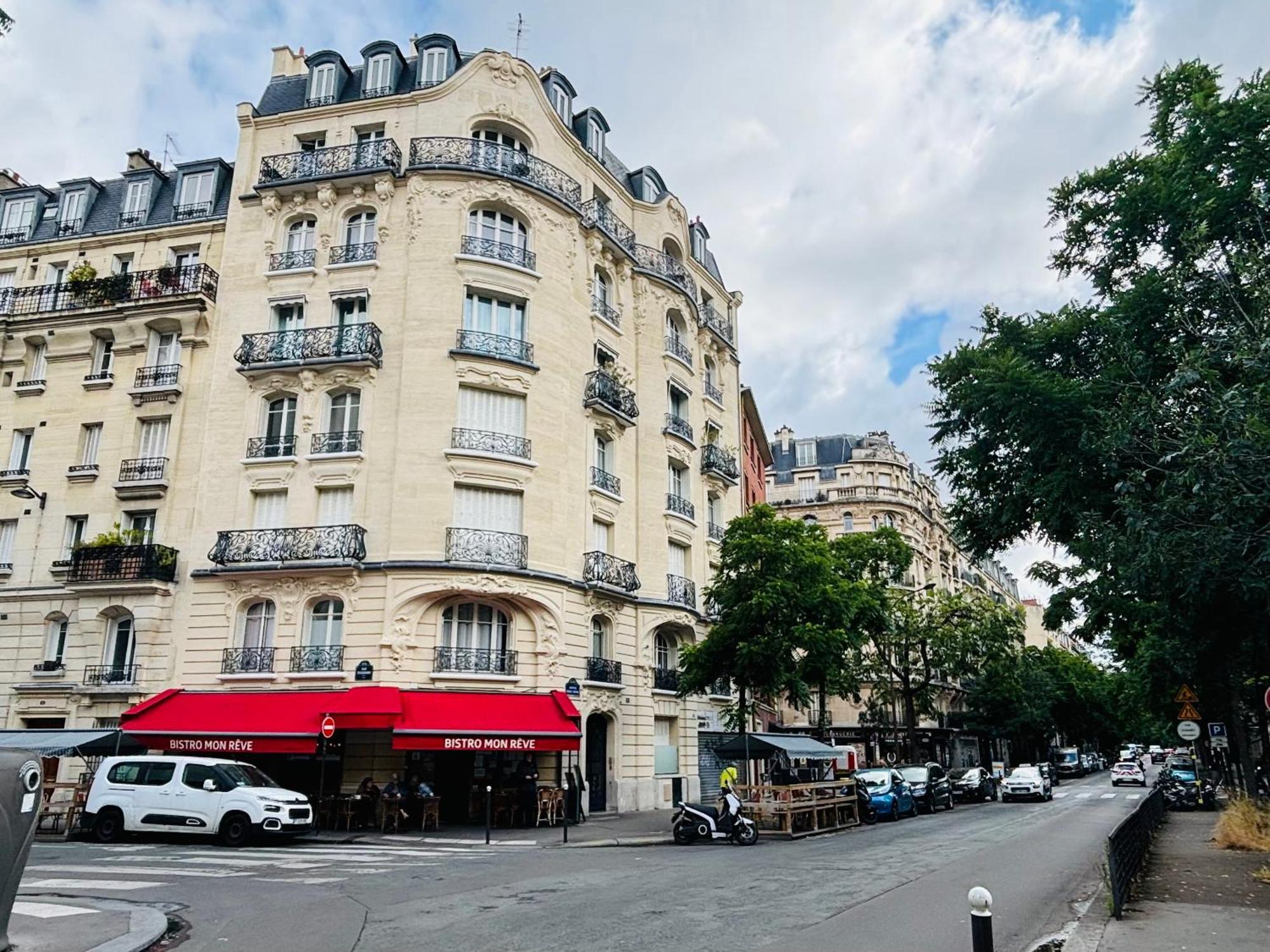 Le Felix - Proche Metro, Tous Commerces Parigi