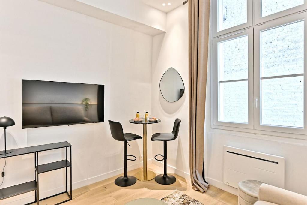 Chic Au Centre Du Sentier Appartamento