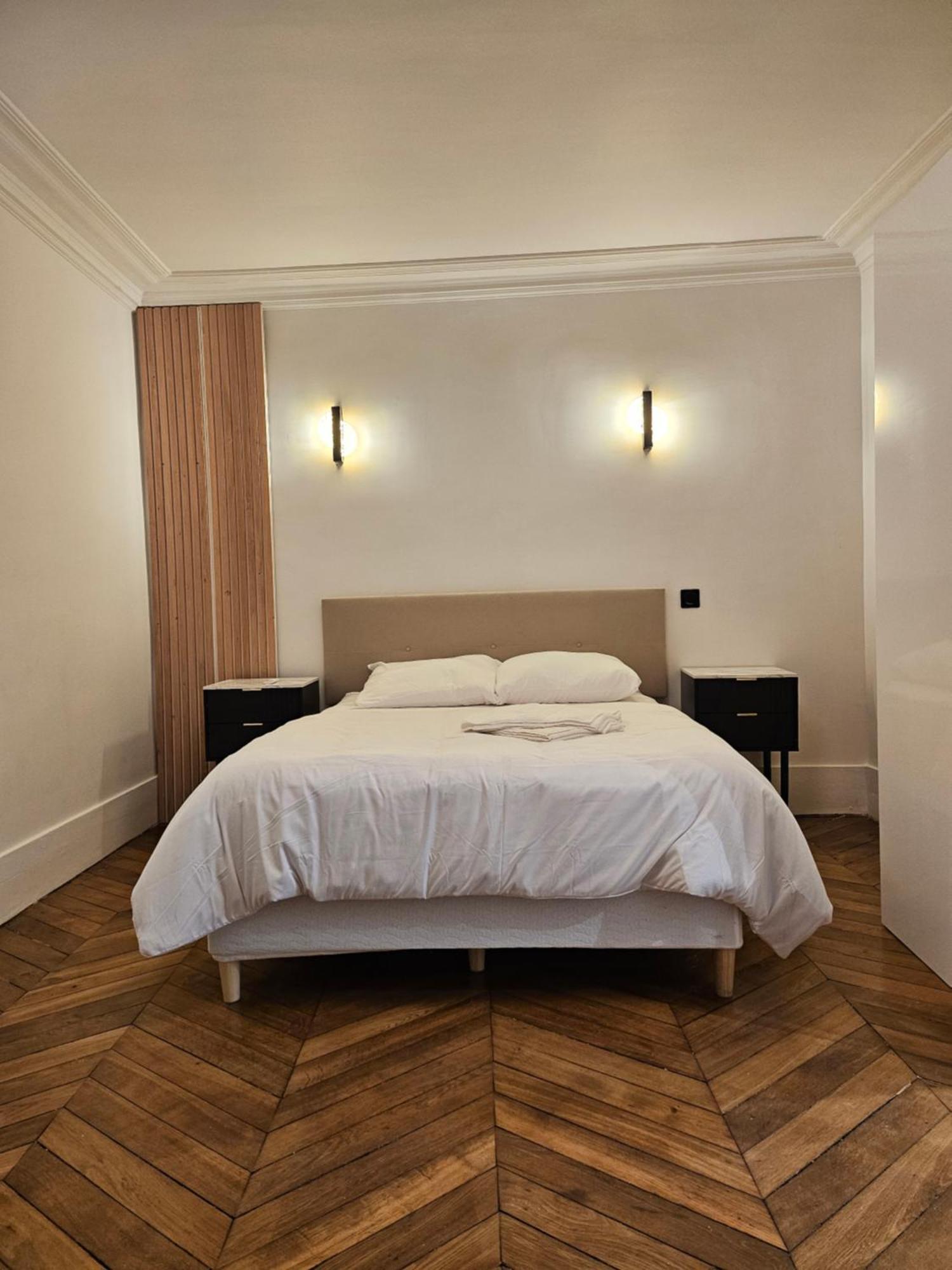 Highstay Champs Elysees Arc De Triomphe * Parigi