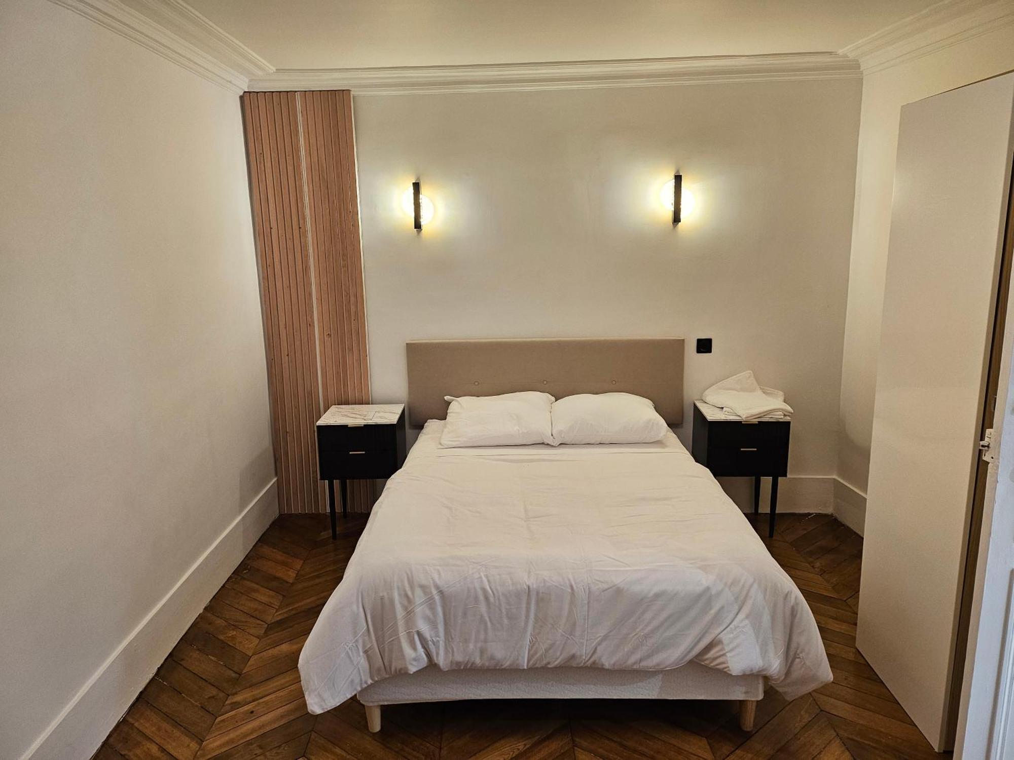Highstay Champs Elysees Arc De Triomphe
