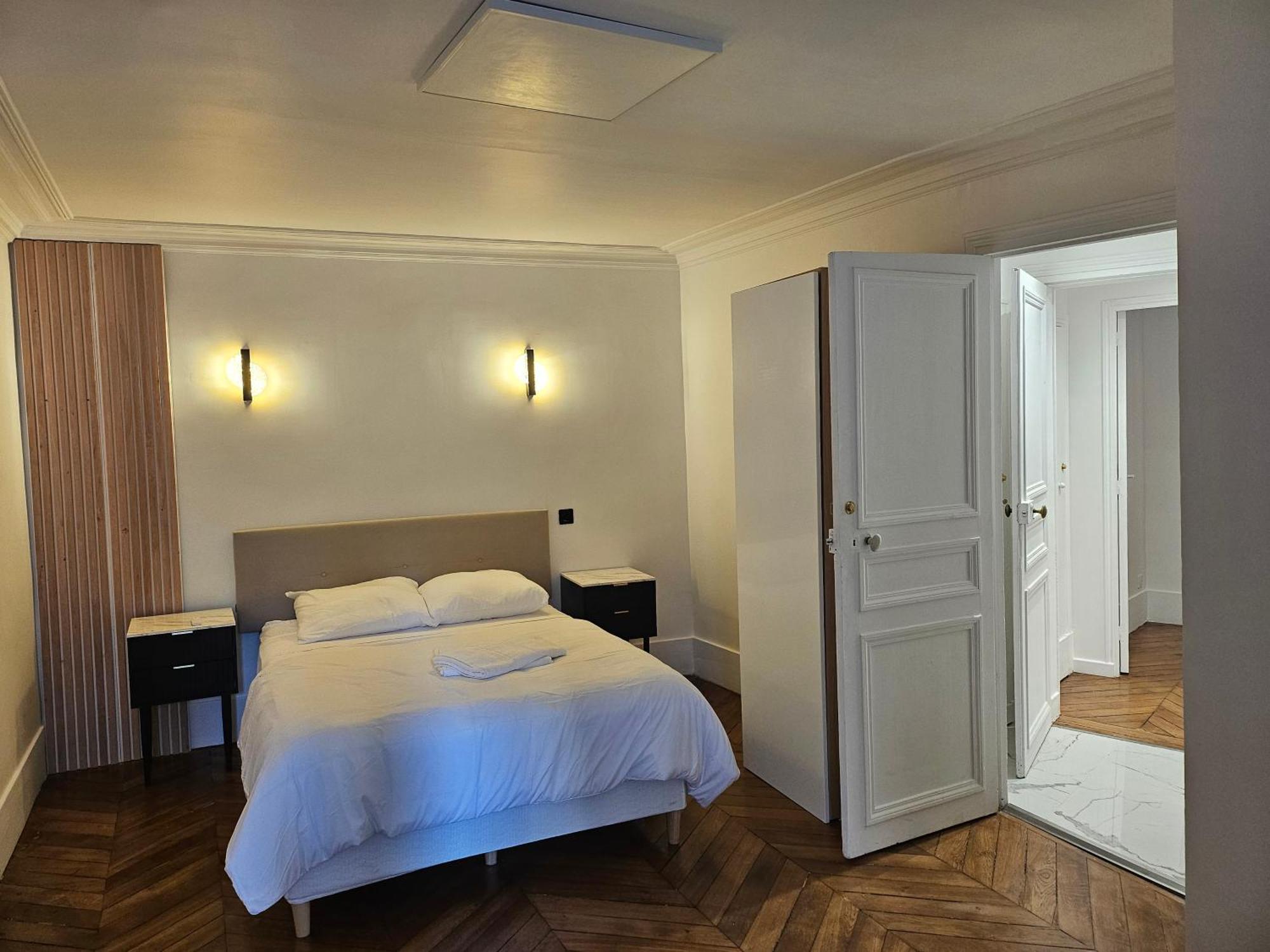 Appartamento Highstay Champs Elysees Arc De Triomphe Parigi