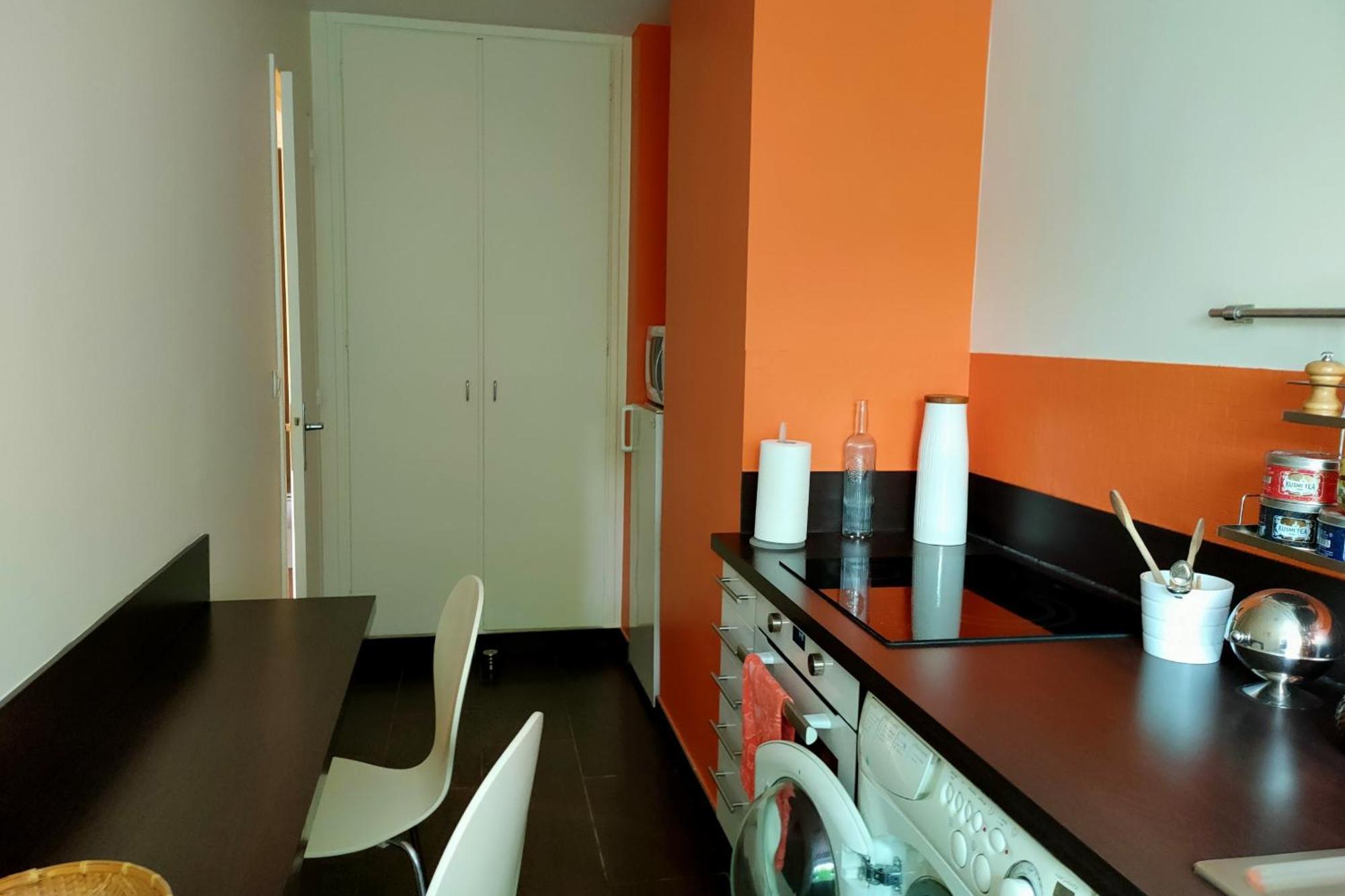 Cosy Overlooking A Area Apartment *