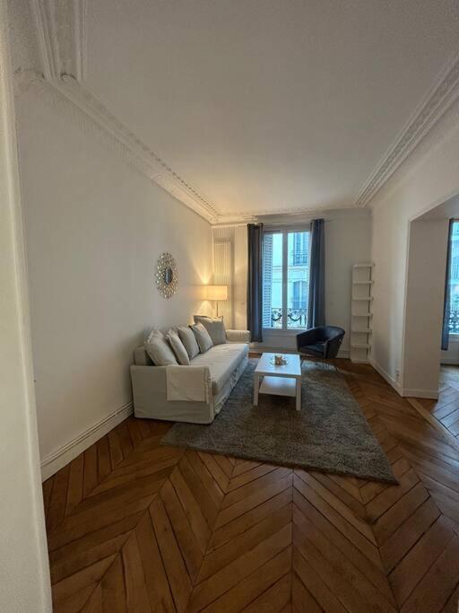 3 Pieces Dans Le Coeur Du 16e Appartamento