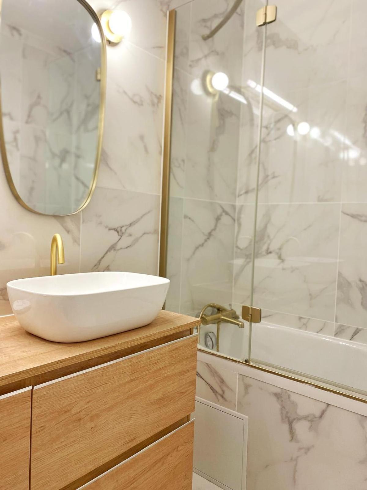 Gare Du Nord - Large Renovated Appartamento *
