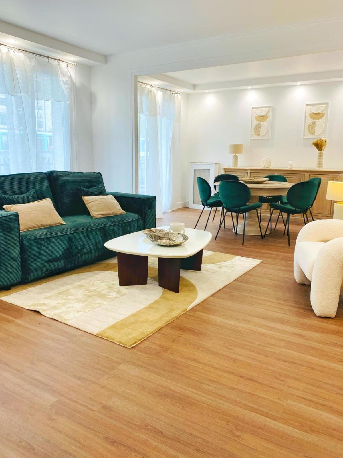 Gare Du Nord - Large Renovated Appartamento *