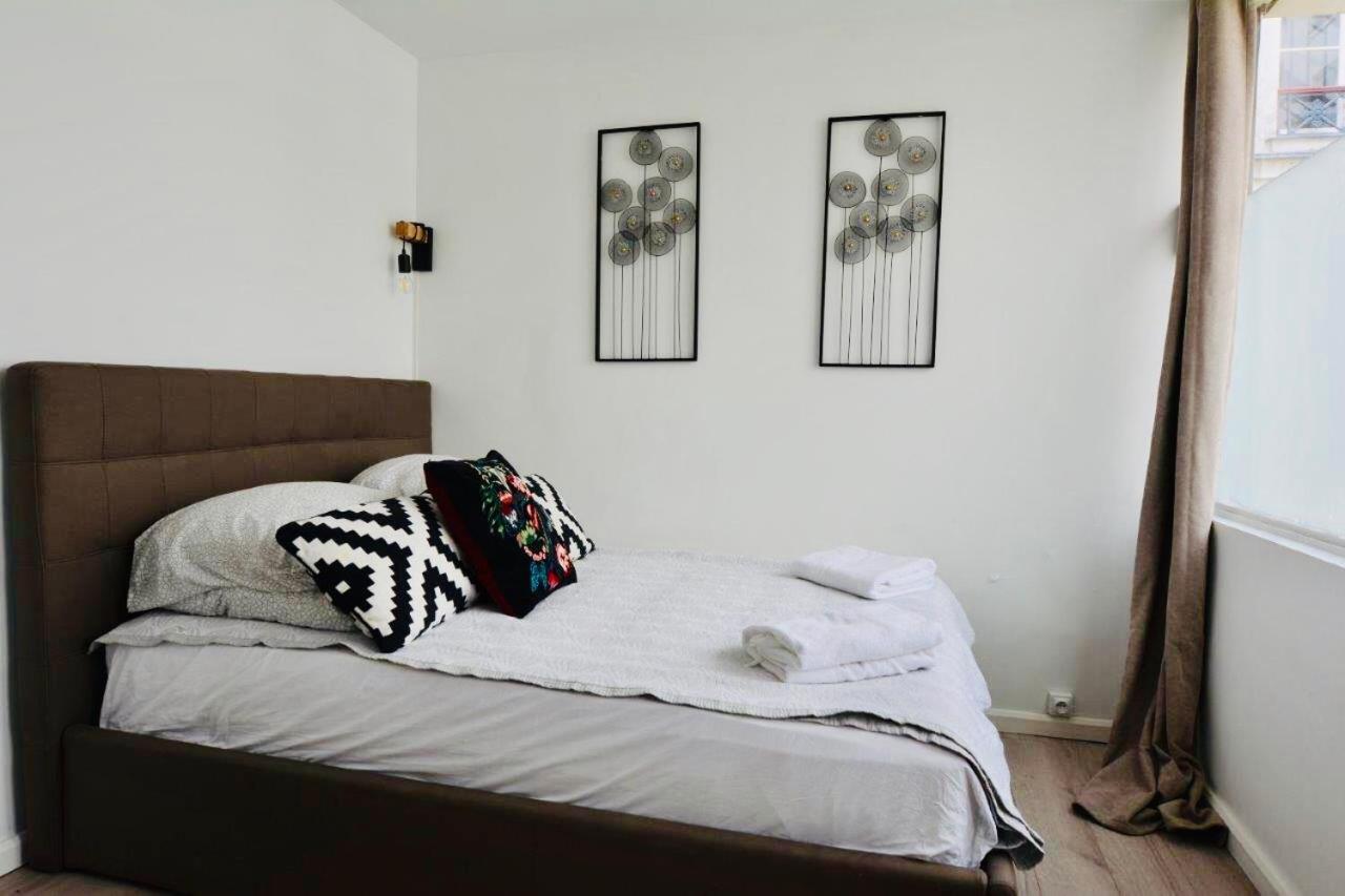 124a Le Marais - Richard Lenoir Working & Living Apartment