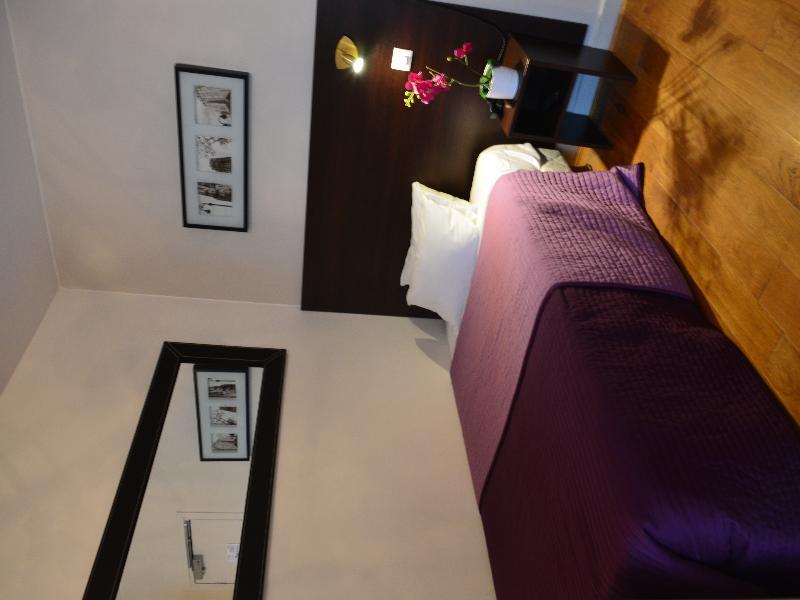 Hotel Le Twelve 3*