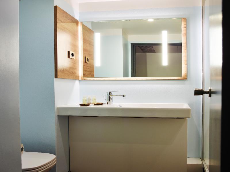 Median Porte De Versailles Hotel 3*
