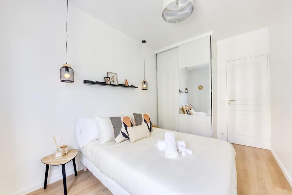 Apartment T2 Parisien- 1 Min A Pied Du Metro Ligne 13 & 14