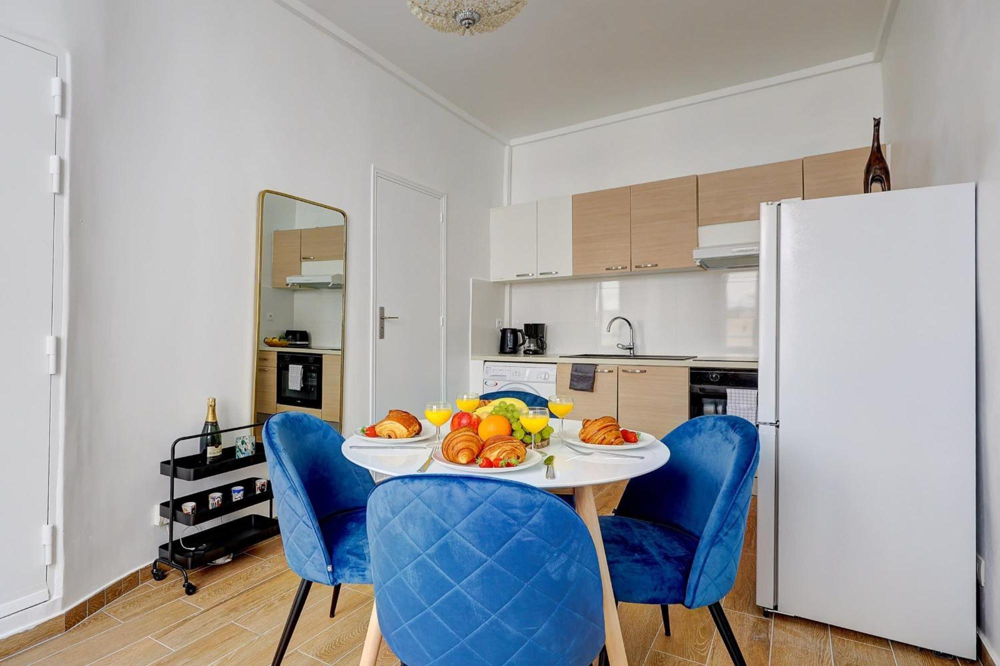 Apartment Le Marais & Montorgueil - 2br - Cityapartmentstay Paris