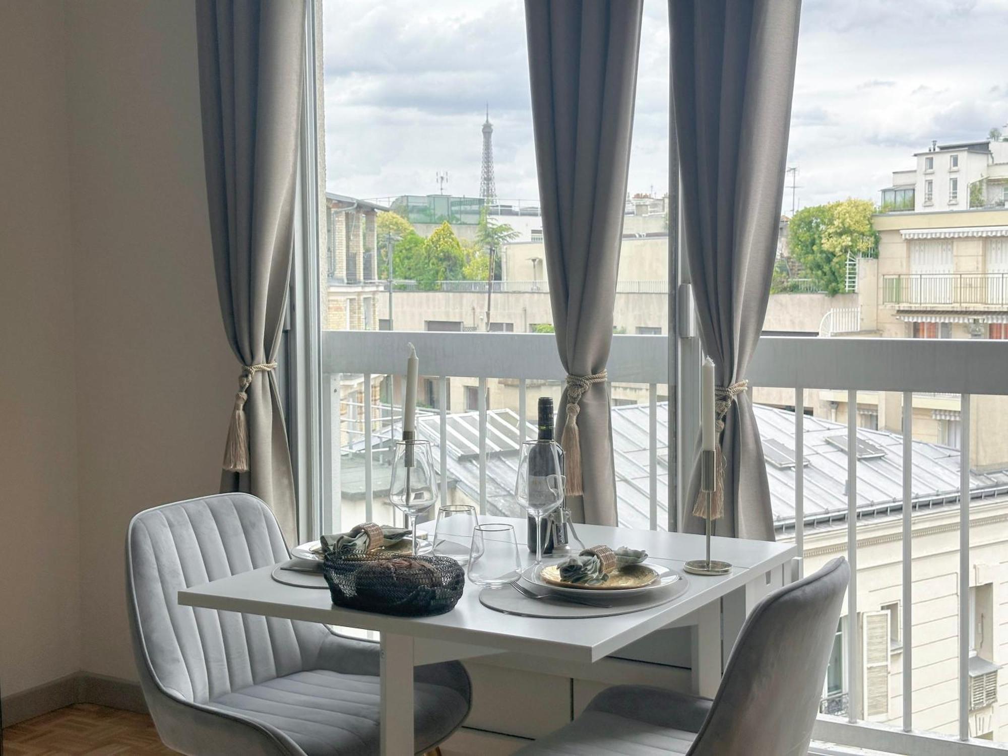 Apartment Brand-new With Eiffel Tower View *