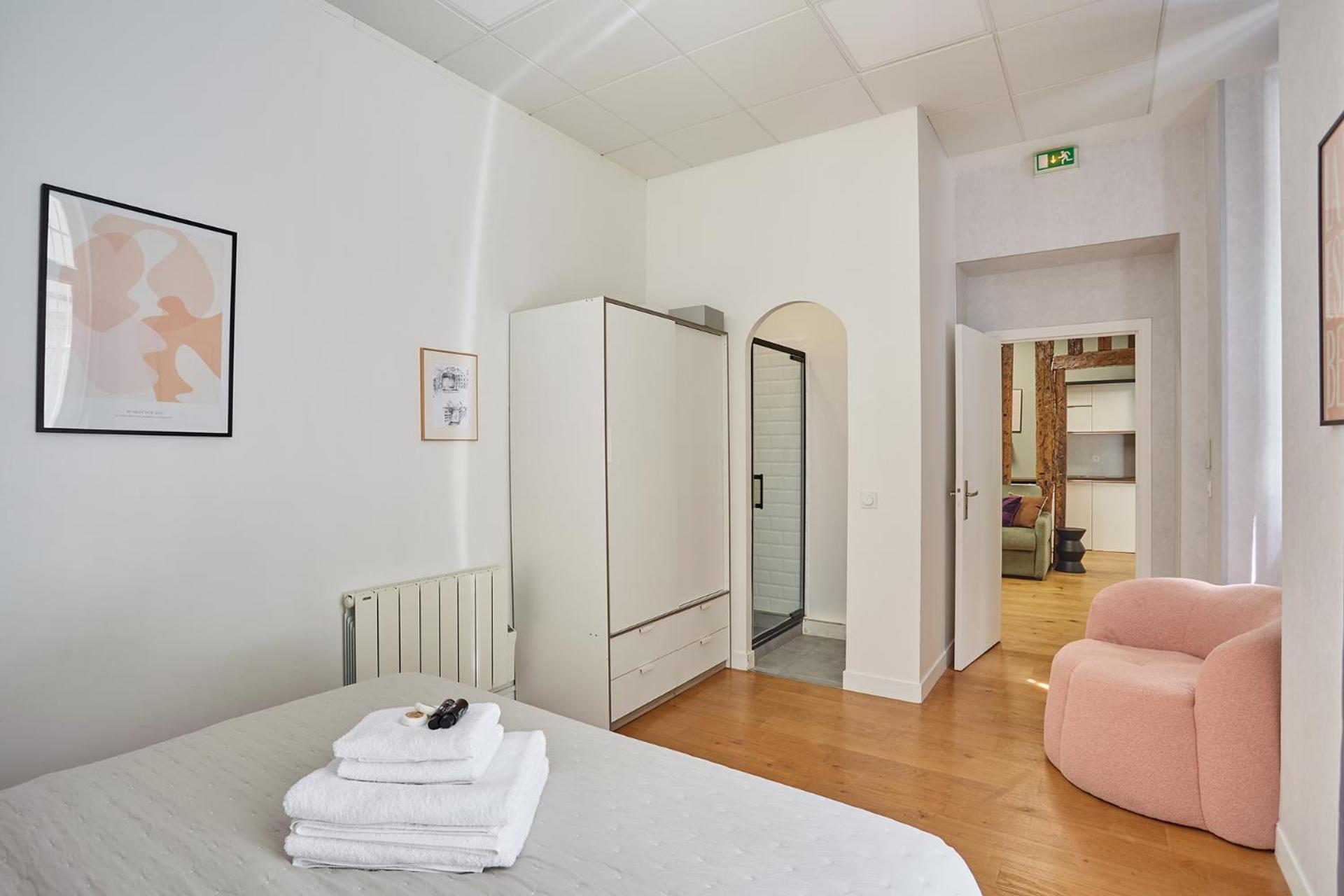 Sublim 3 Bedrooms Center Of By Prestige Paris