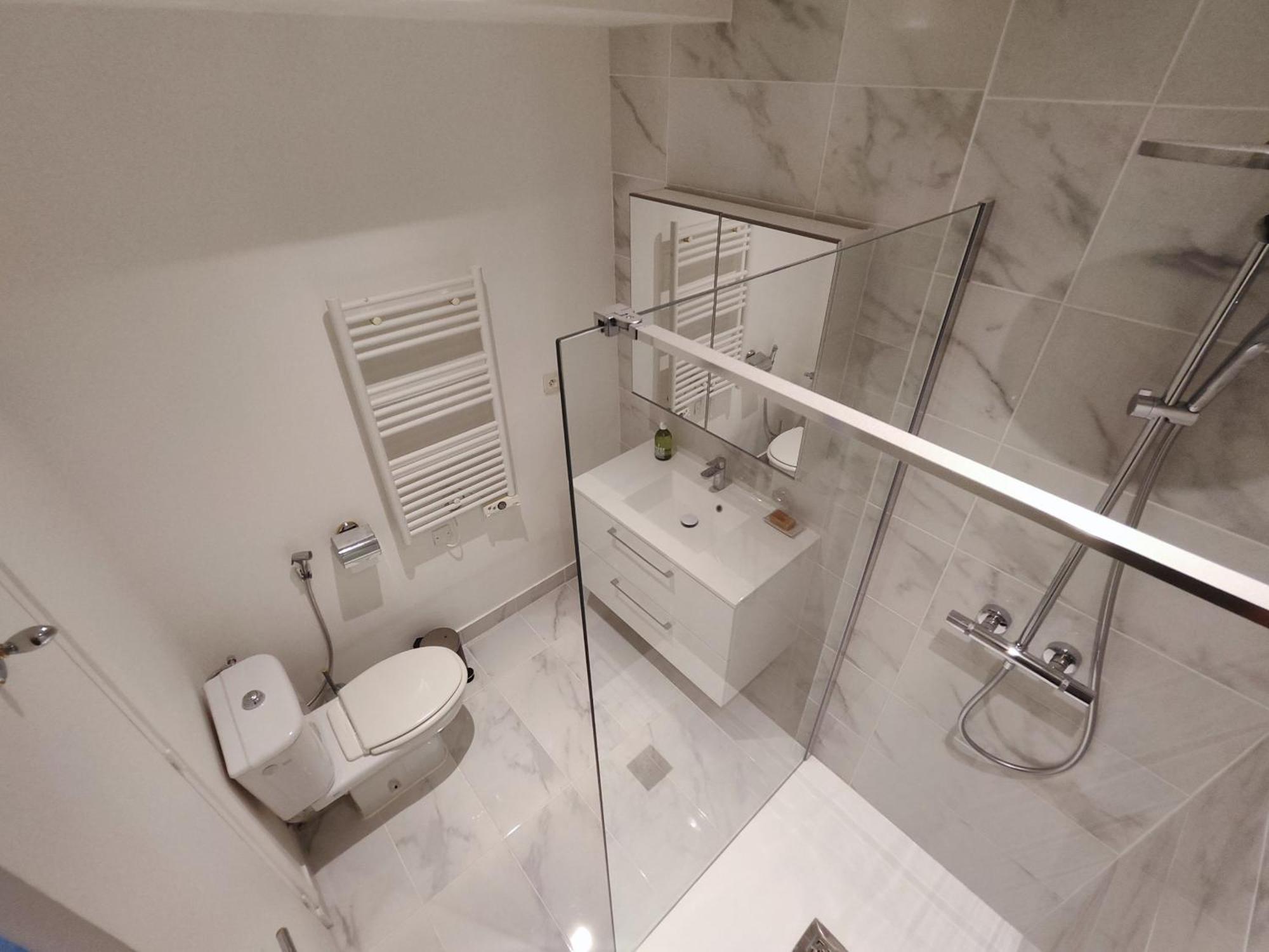 Rue De Berri - 8 Appartamento *