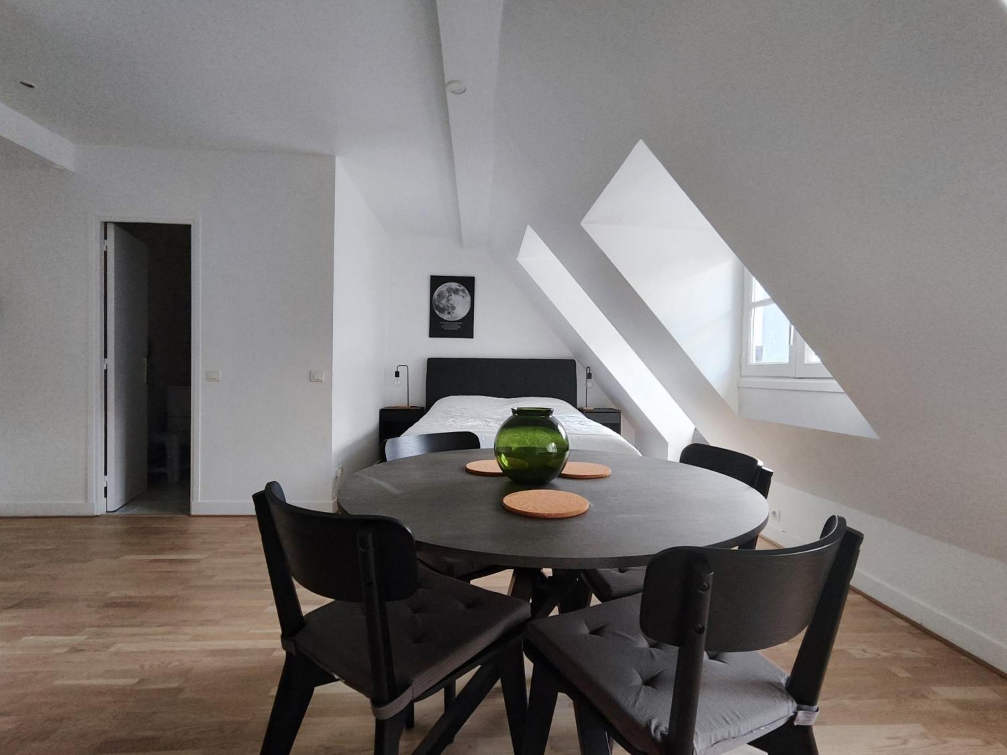 Rue De Berri - 8 Appartamento *
