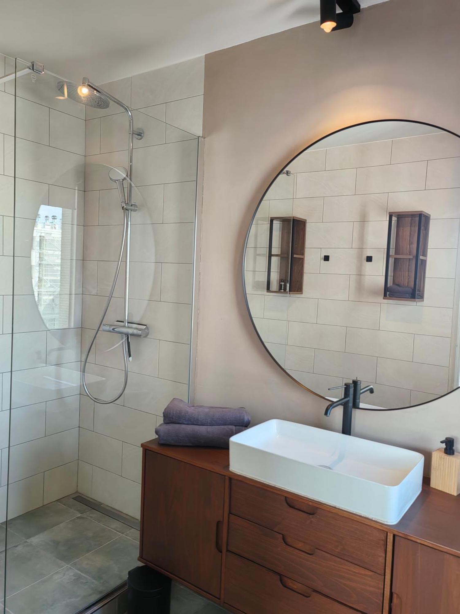 Large 55 M² ,view & Terrace * Parigi