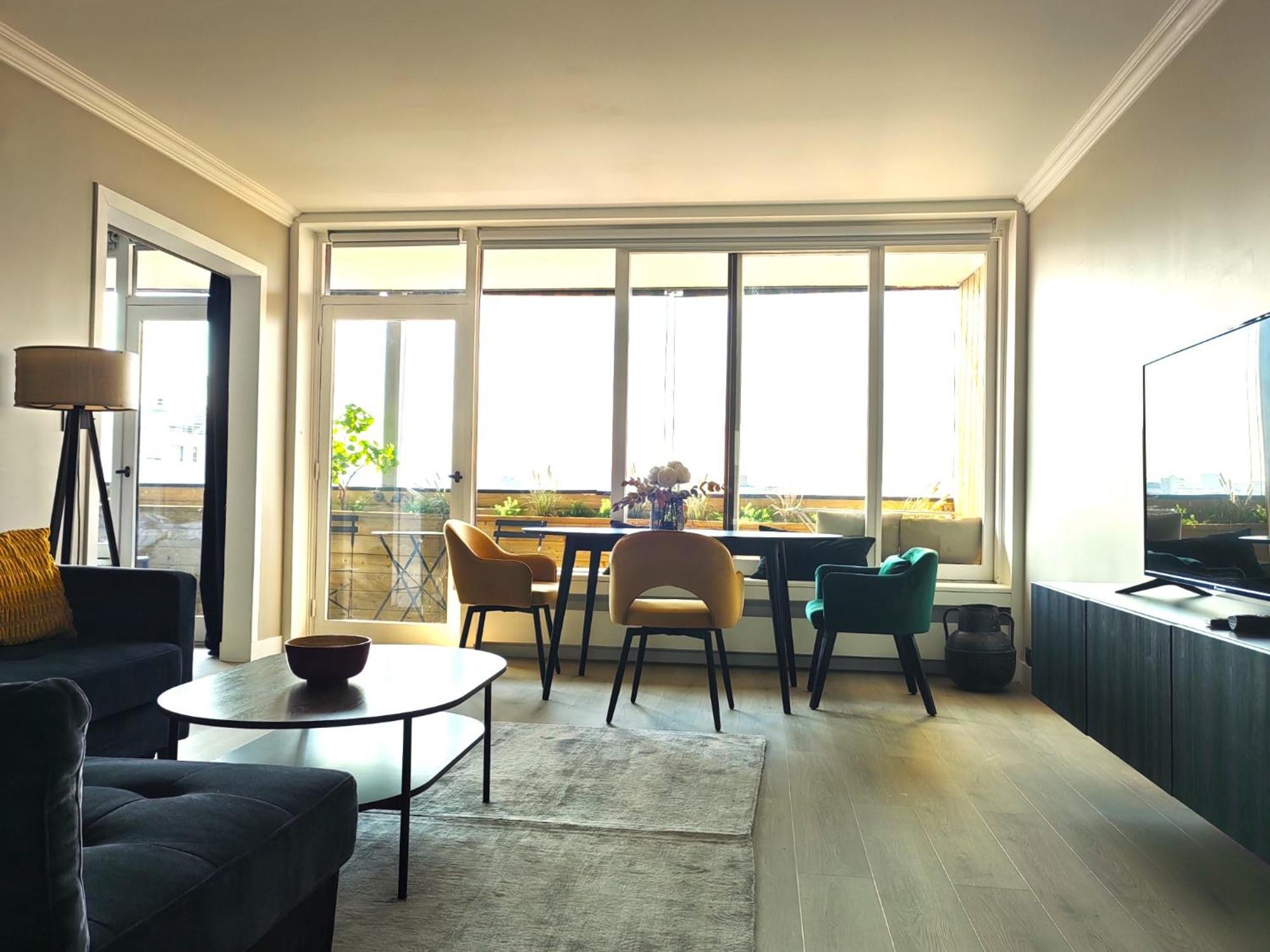Appartamento Large 55 M² ,view & Terrace *