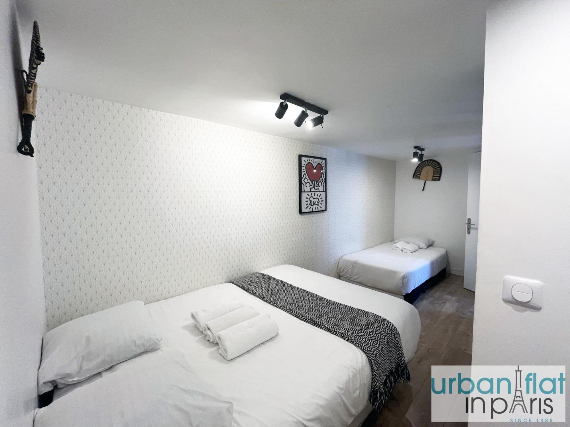 Urban Flat 150 - Pretty Flat In Center Of