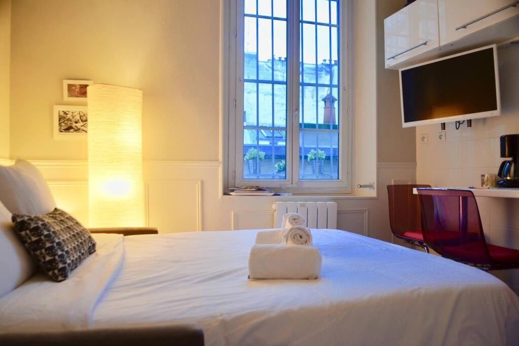 Clara Lovely In The Heart Of Marais Apartment Paris