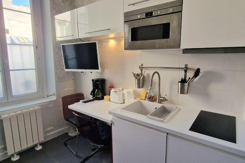 Clara Lovely In The Heart Of Marais Apartment Paris