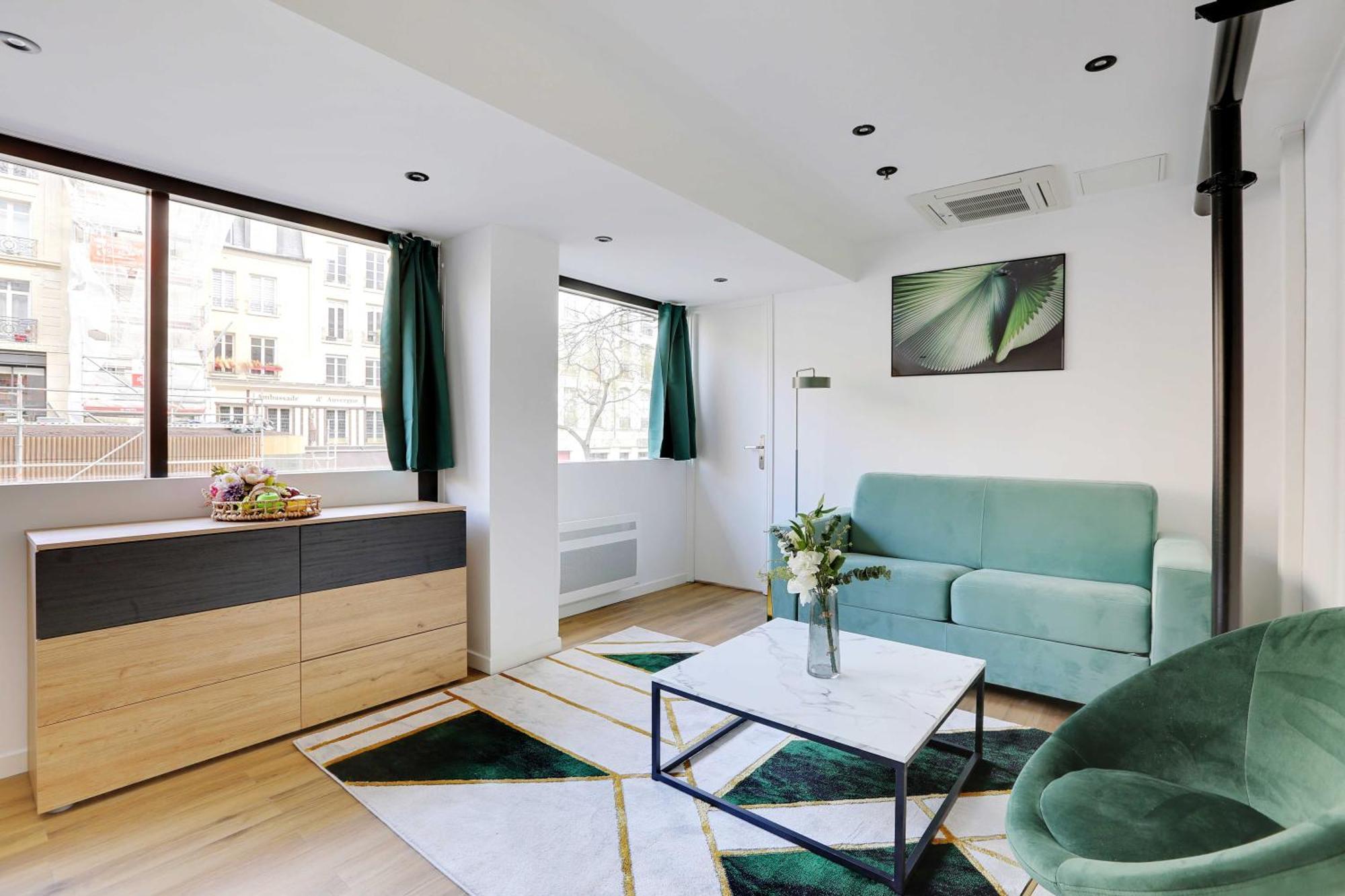 Amazing 1bdr-4p Beaubourg - Le Marais Apartment