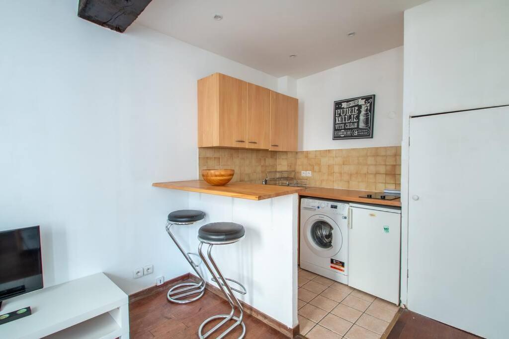 Appartamento Spacieux Dans Le Beau Quartier Du Marais Parigi