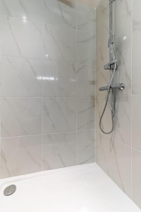 Montparnasse Rue De Rennes Charming 2p Appartamento *