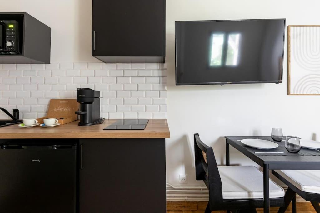 Montparnasse Rue De Rennes Charming 2p Appartamento *