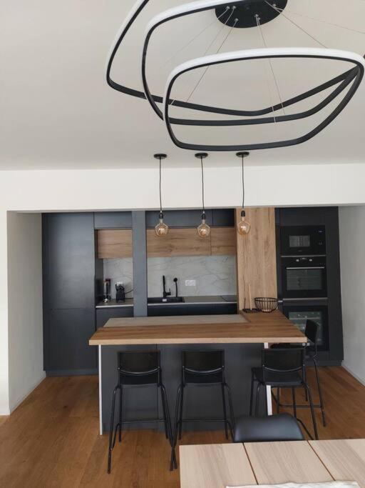 Apartment Sur Les Toits De Paris