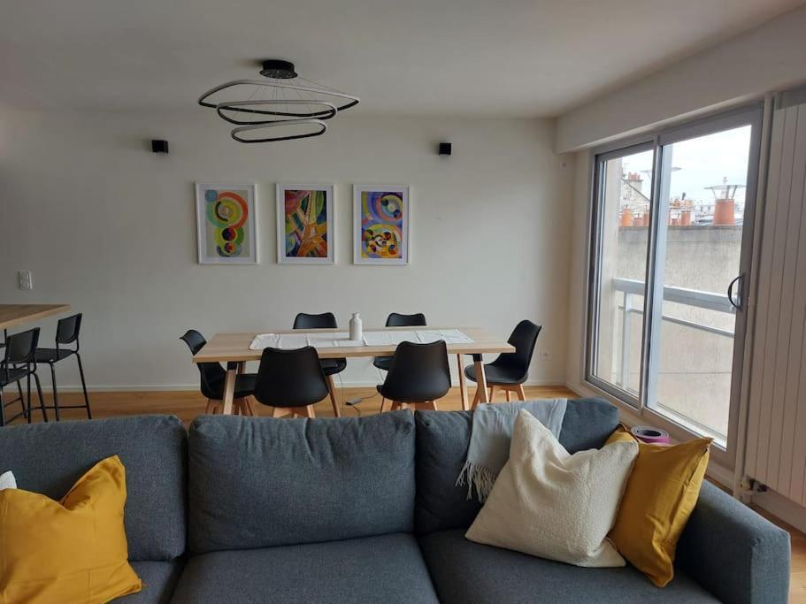 Sur Les Toits De Apartment *