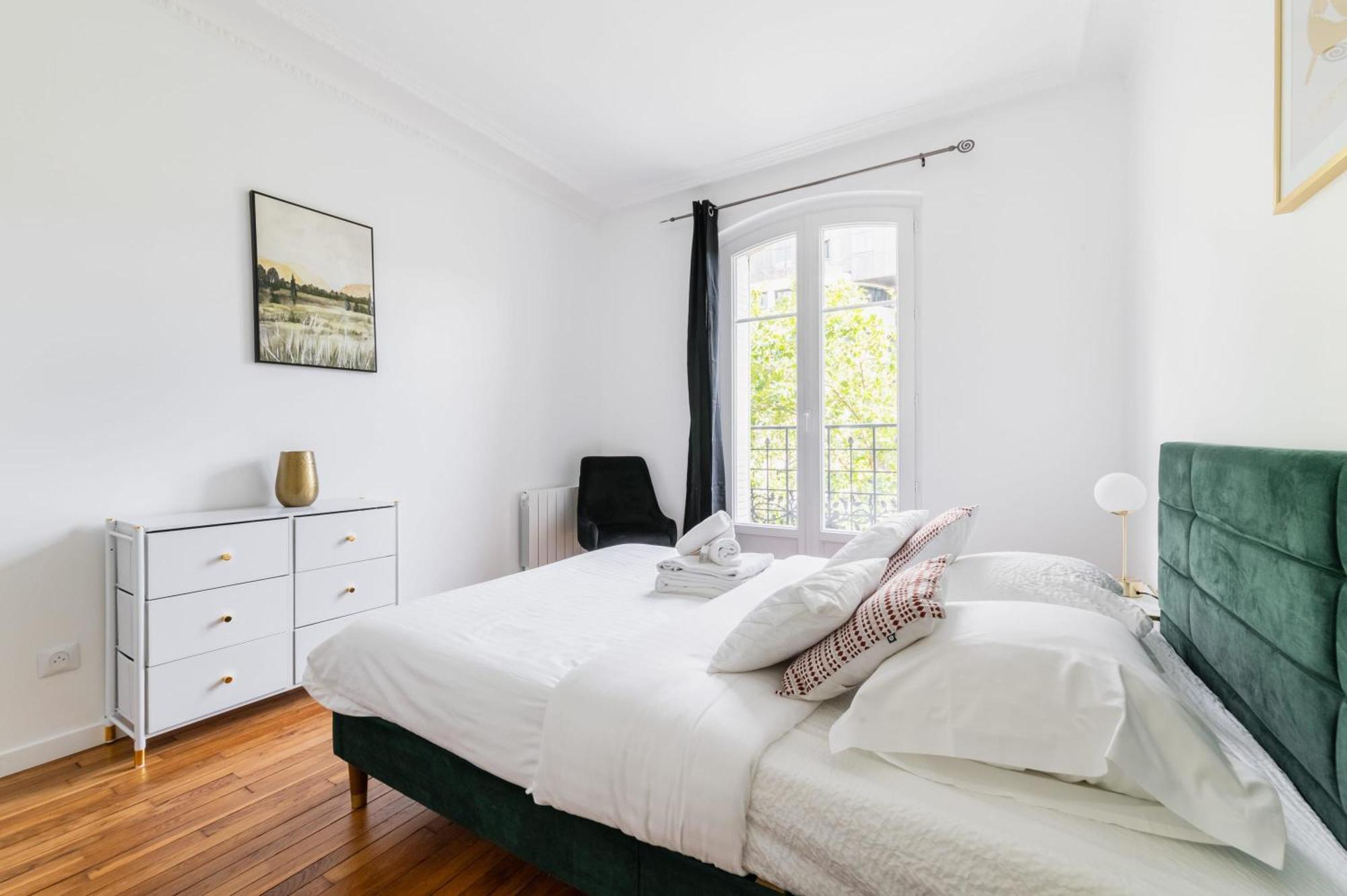 2 Pieces Fonctionnel Metro Jaures - 19 - 4p - Flat-guest *