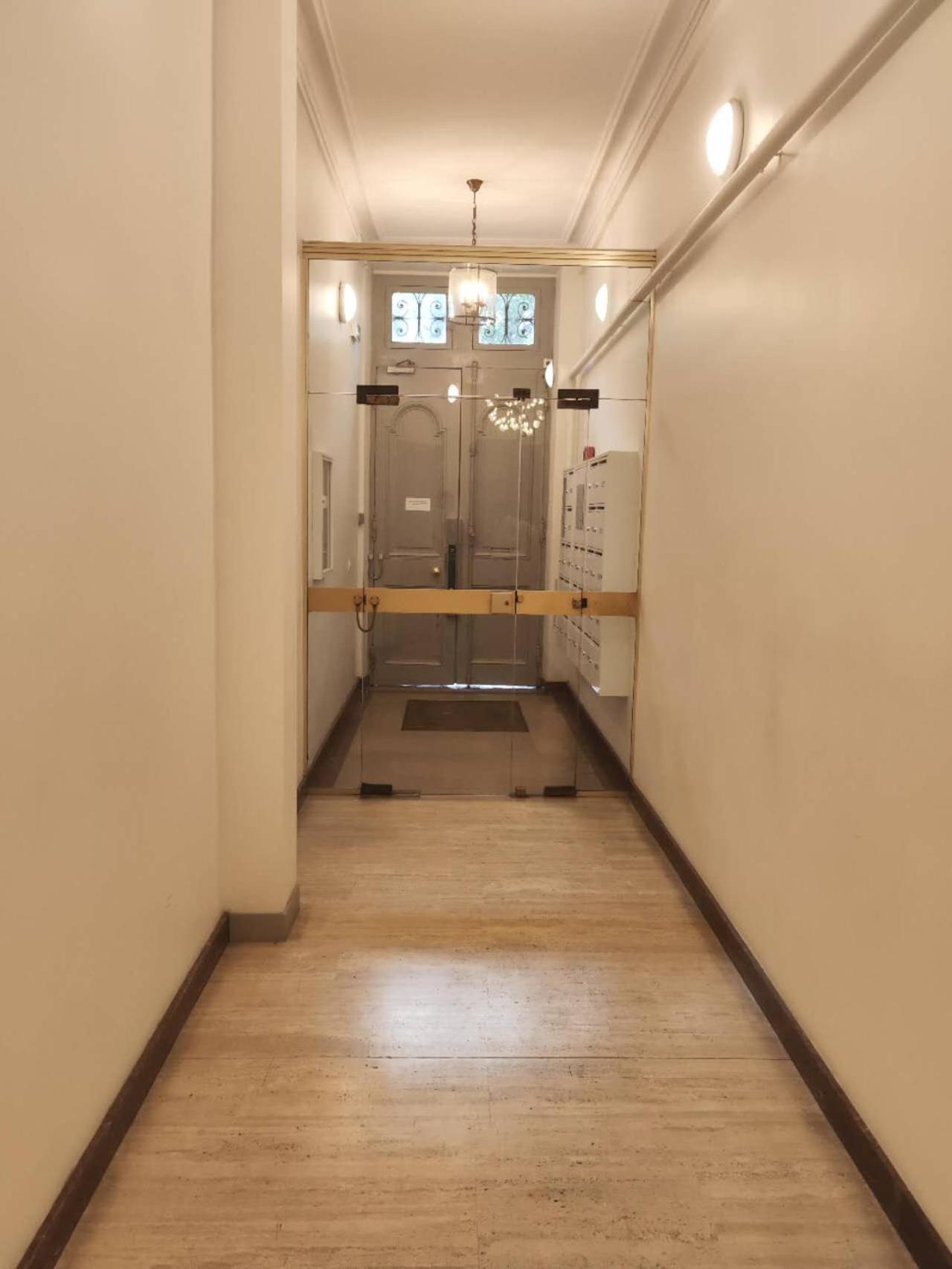 New Charming Comfortable In 10-near Metro Parigi
