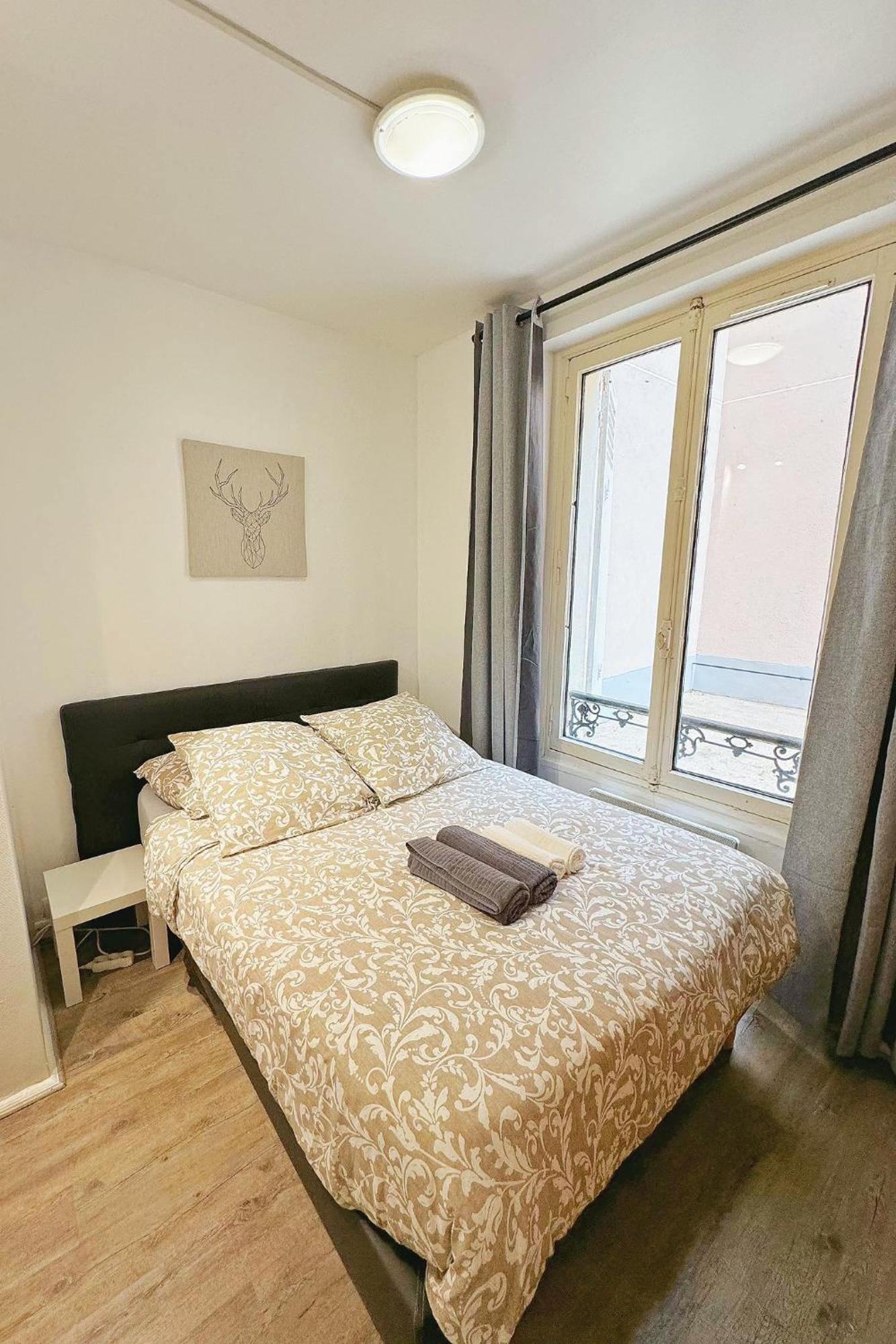 2 Minutes Metro Pasteur 15th Cosy Free Parking Apartment