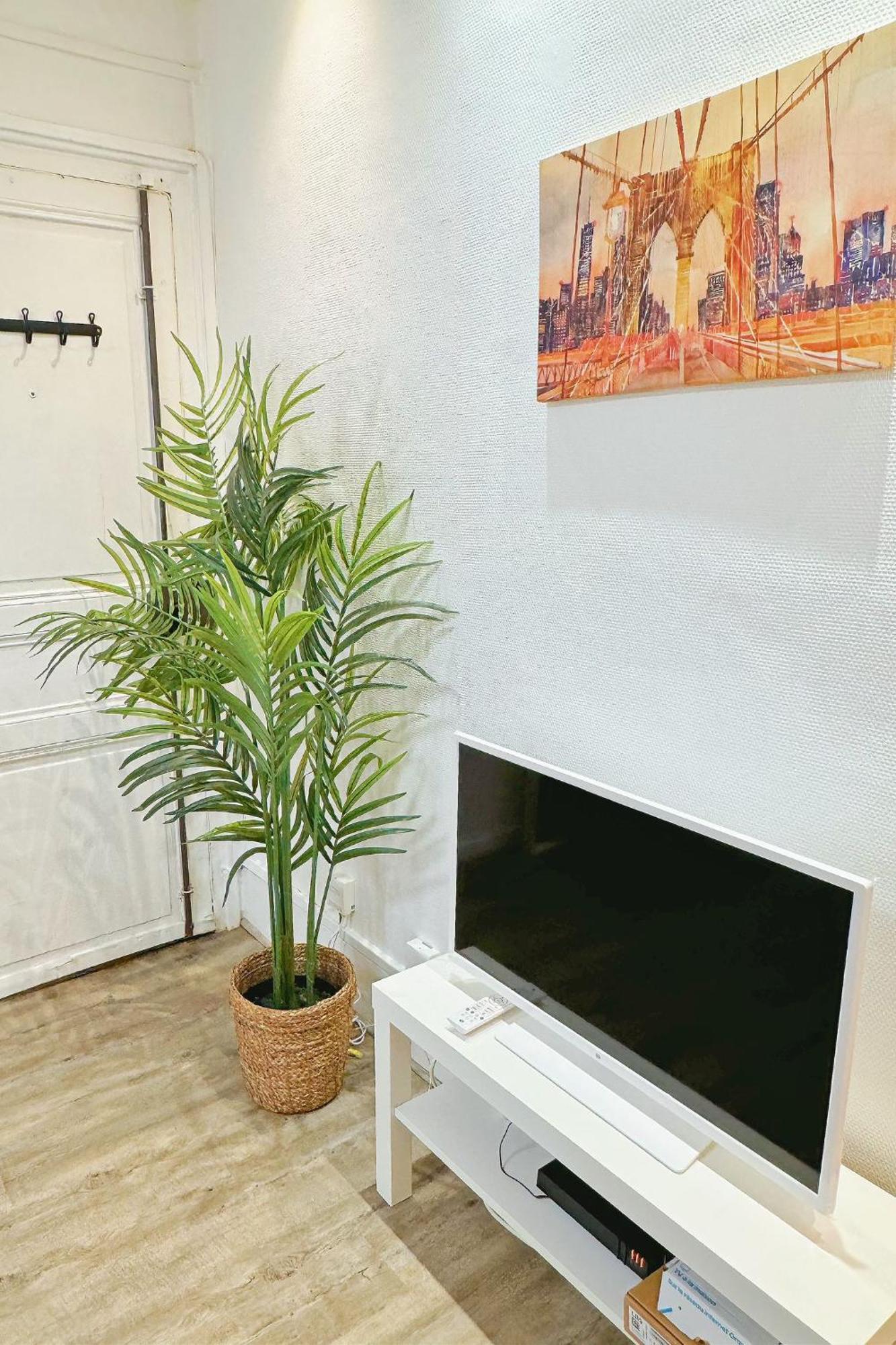 Apartment 2 Minutes Metro Pasteur 15th Cosy Free Parking