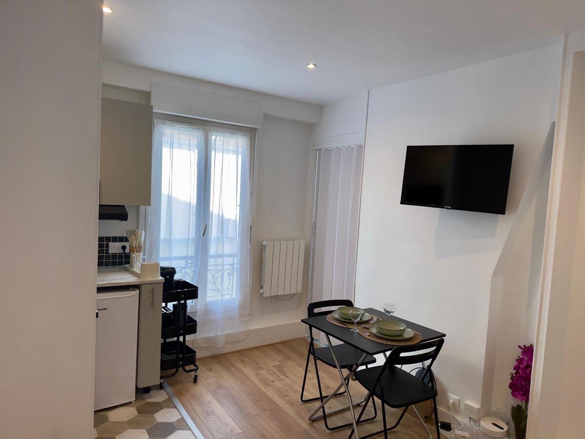 Homestay Superb And Elegant In Paris' Heart Paris