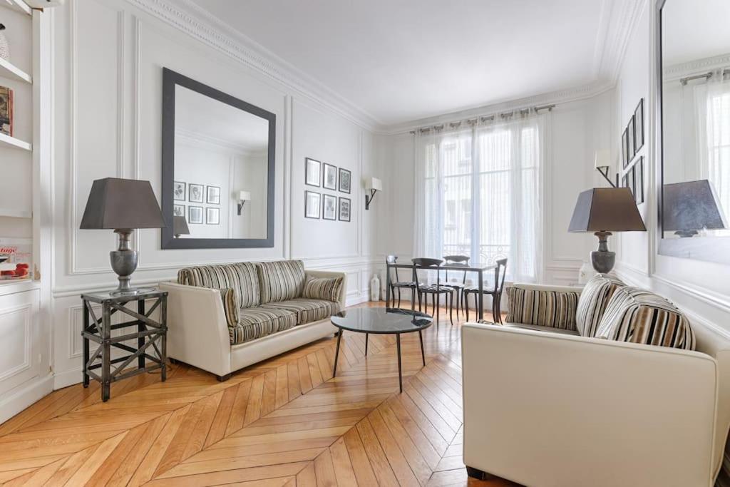 Invalides Pont Alexandre Iii Luxury 2br Appartamento Parigi