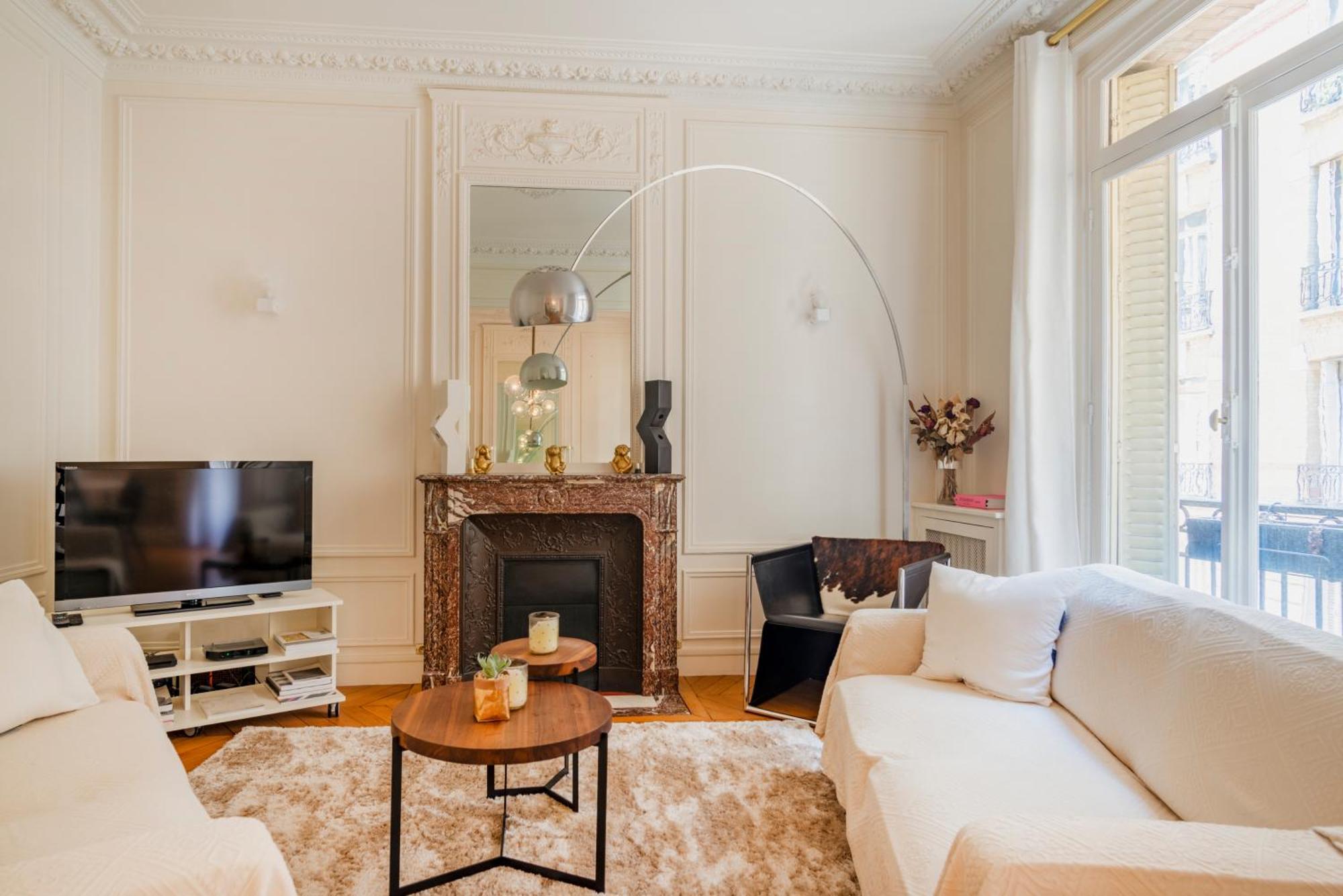 Prestigious Triangle D'or 2br Champs-elysee - Montaigne Appartamento *