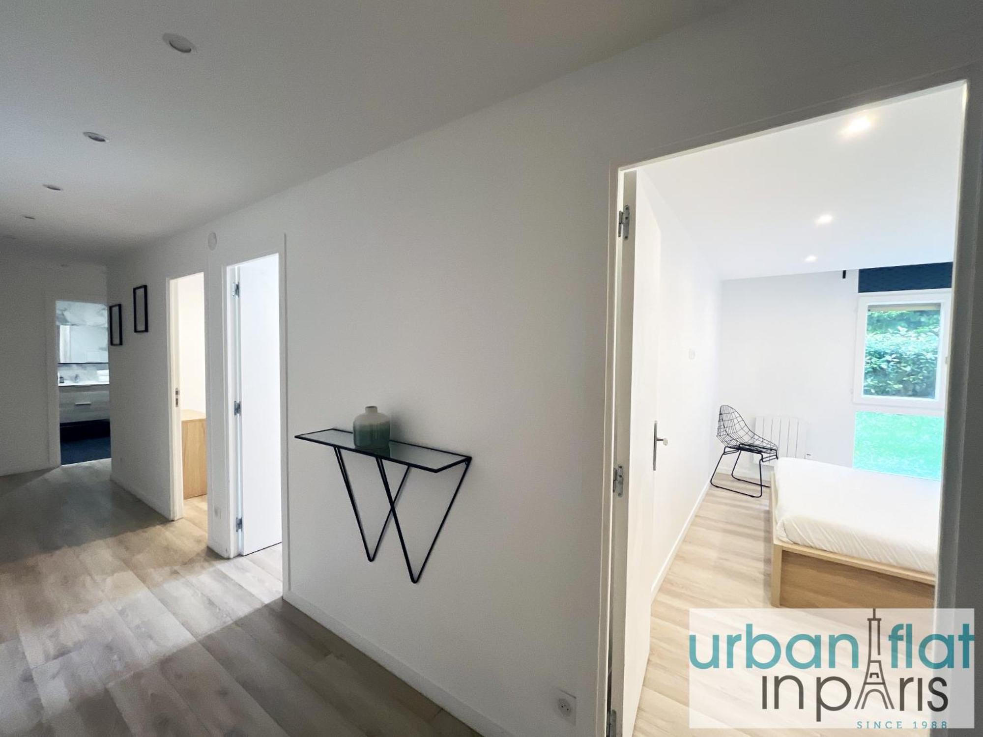 Urban Flat 182 - Spacious 4 Bedroom Flat In Apartment Paris