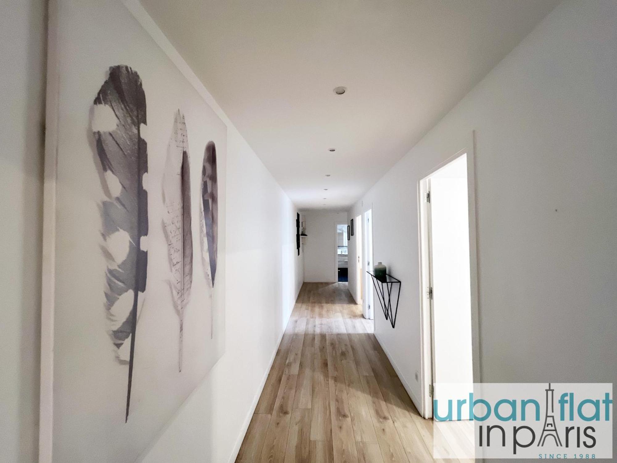 Urban Flat 182 - Spacious 4 Bedroom Flat In Apartment *