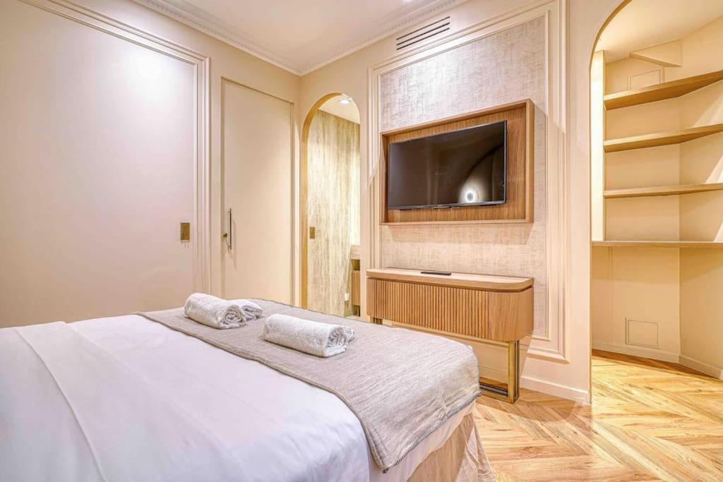 Off New Opera Louvre 5 Etoiles Apartment