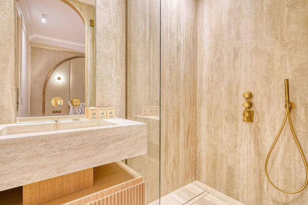 Off New Opera Louvre 5 Etoiles Apartment *