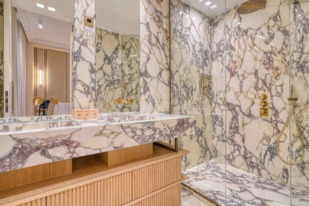 Apartment Off New Opera Louvre 5 Etoiles *