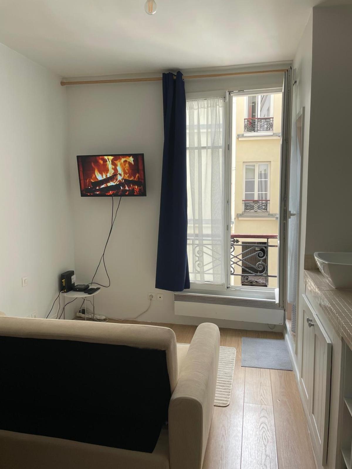 La Petite Studette * Paris