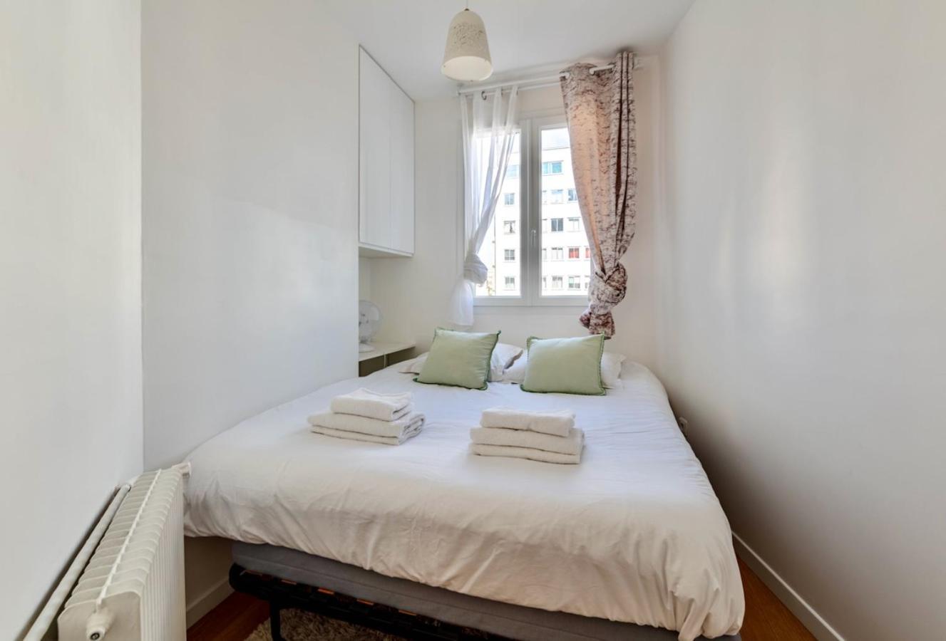 16th 2 Bedrooms Near Eiffel Tower Renovated Balcony 2-4 Person Appartamento