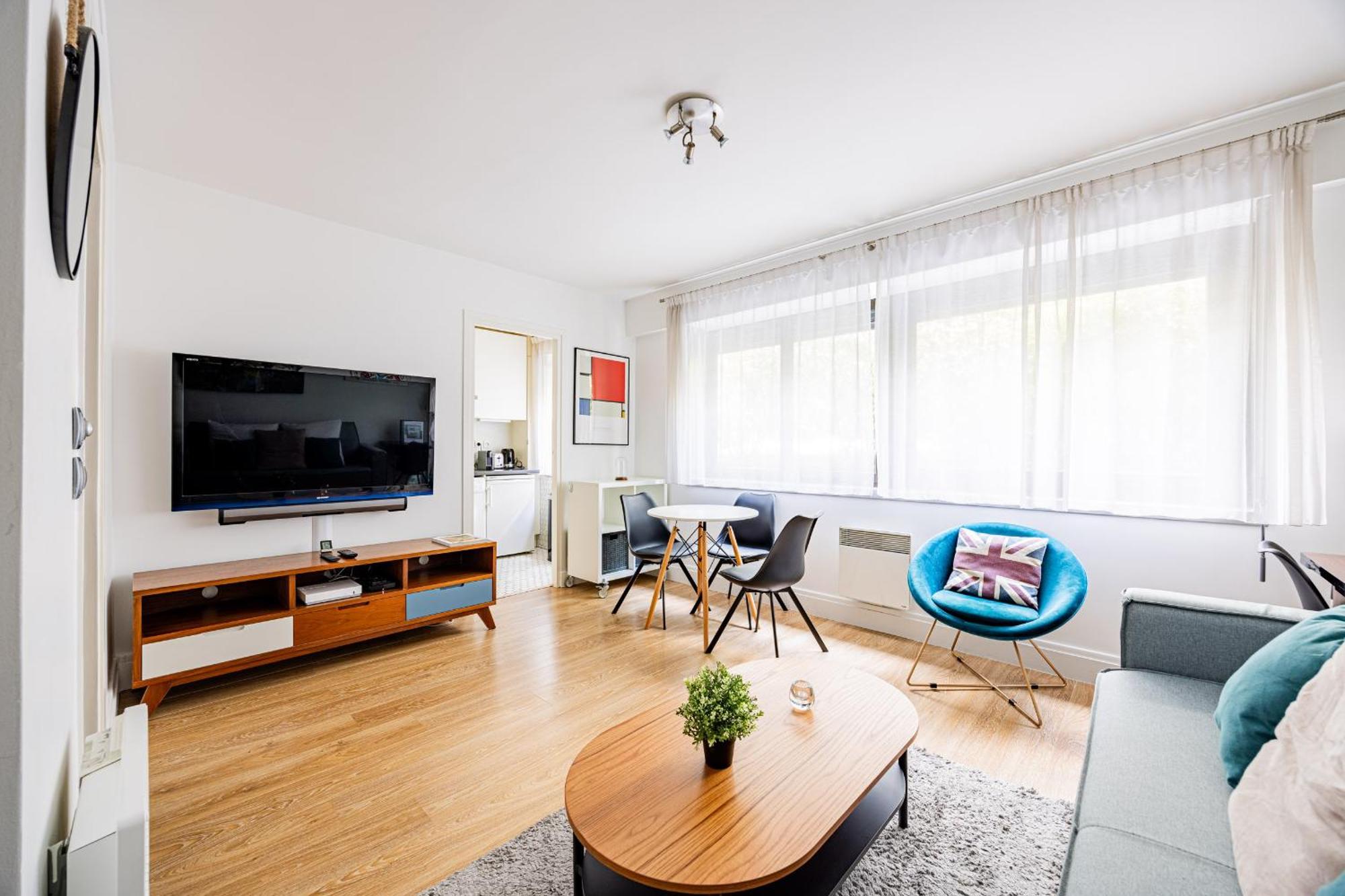 Studio Cozy Arc De Triomphe Champs Elysees 8eme Apartment *