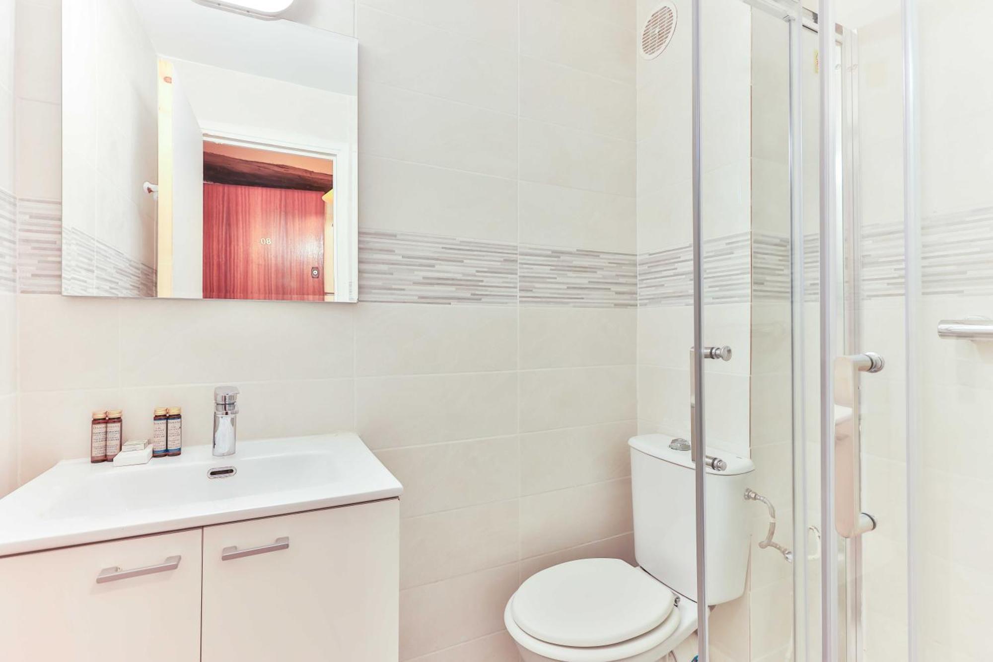 1bdr Le Marais - Rue De Bretagne Apartment *
