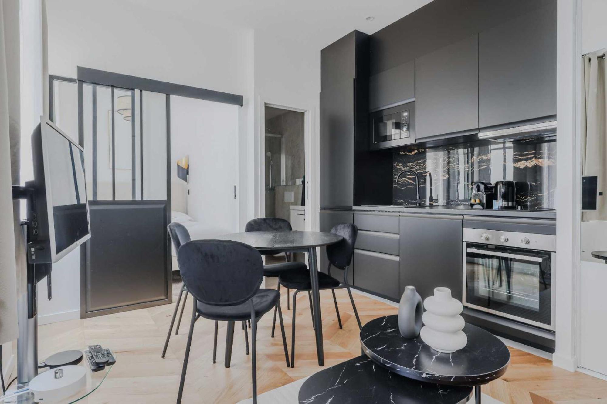 Elegant - 1bd-2p - Pantheon Appartamento