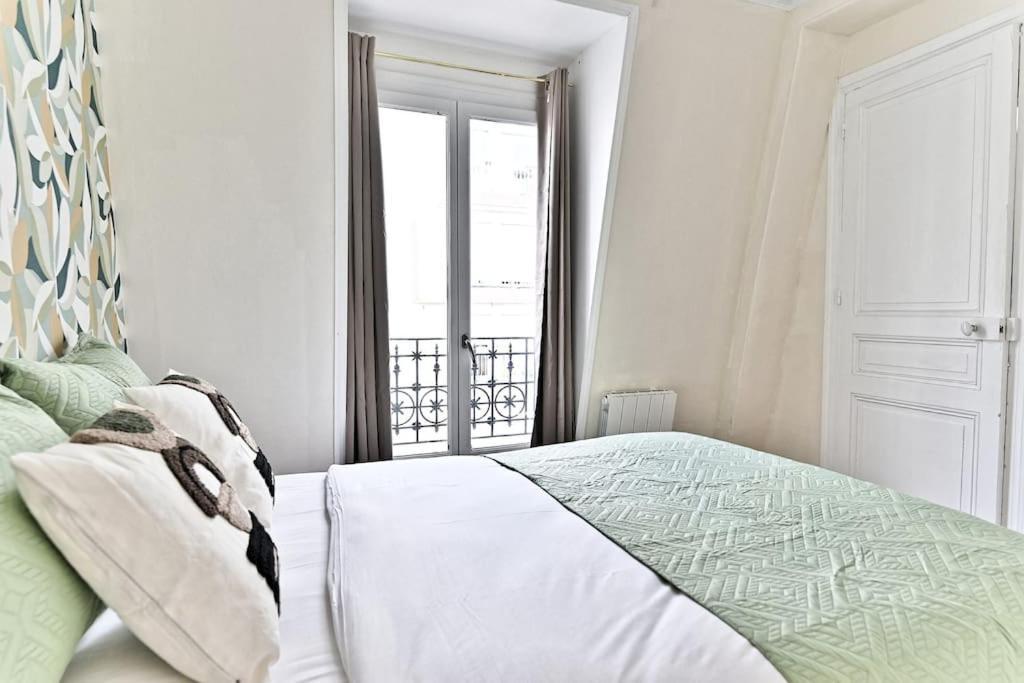 Cosy Face De Montparnasse Paris