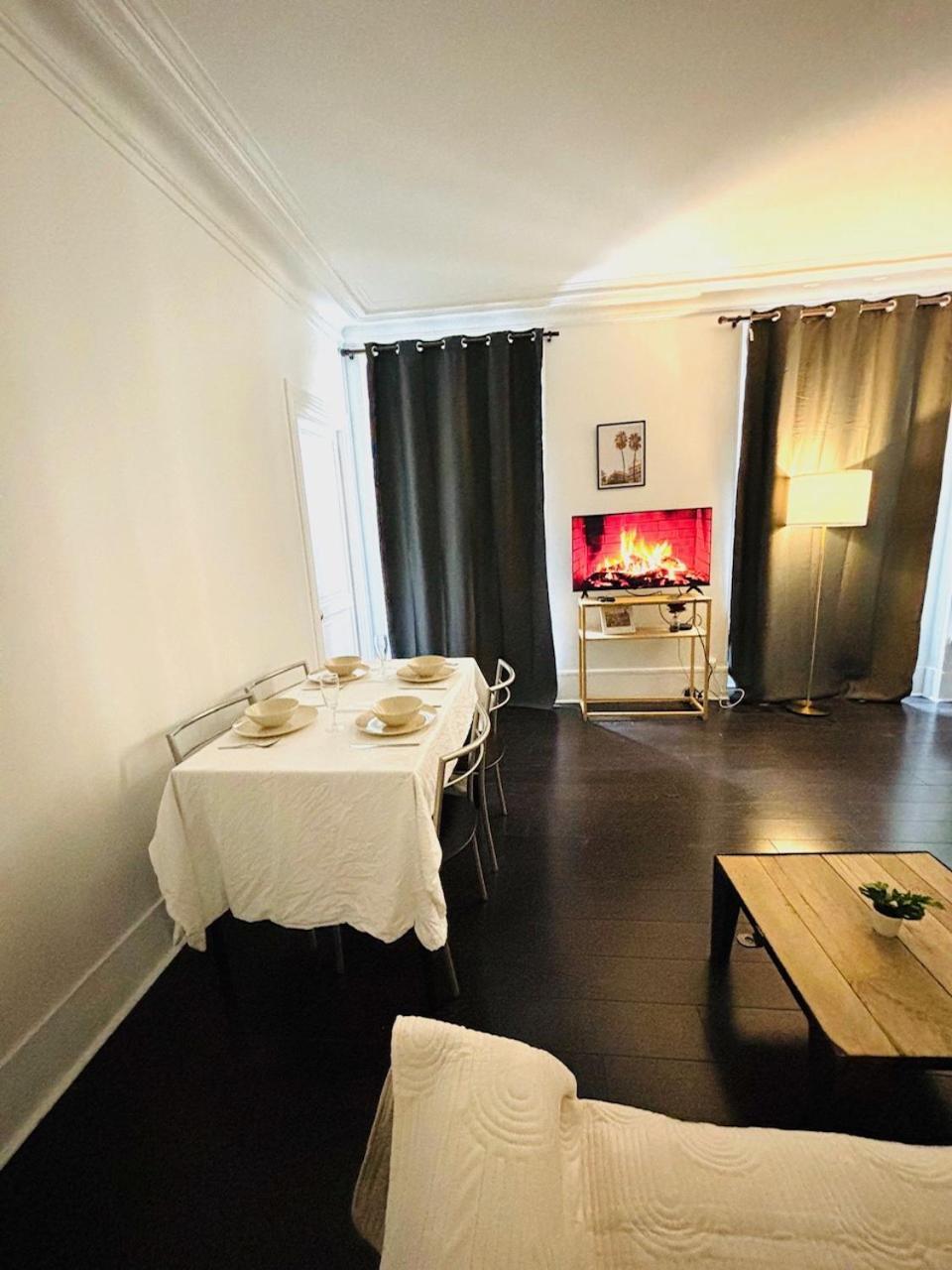 Tour Eiffel Grenelle Apartment