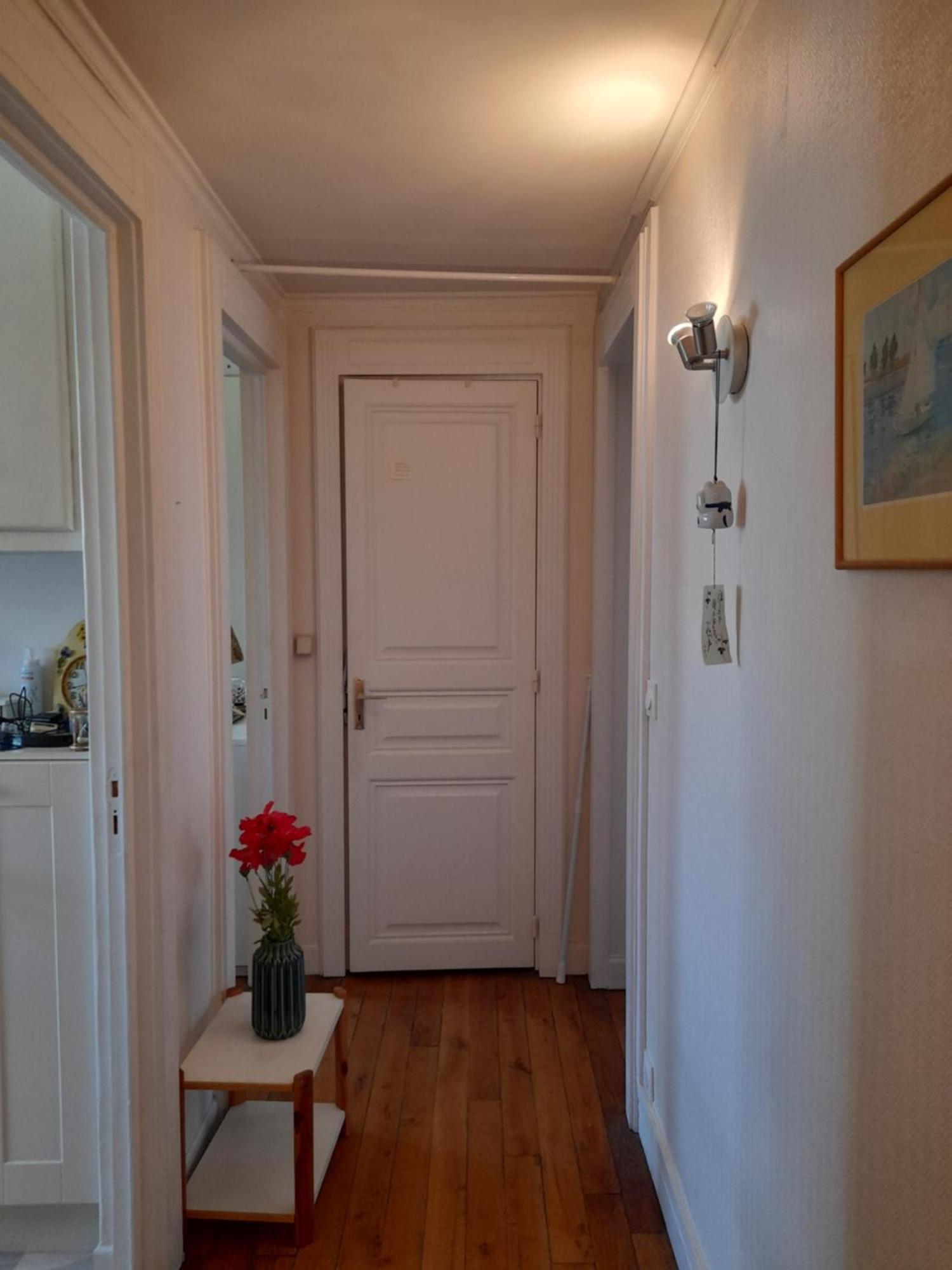 Apartment La Maison Rouge Paris