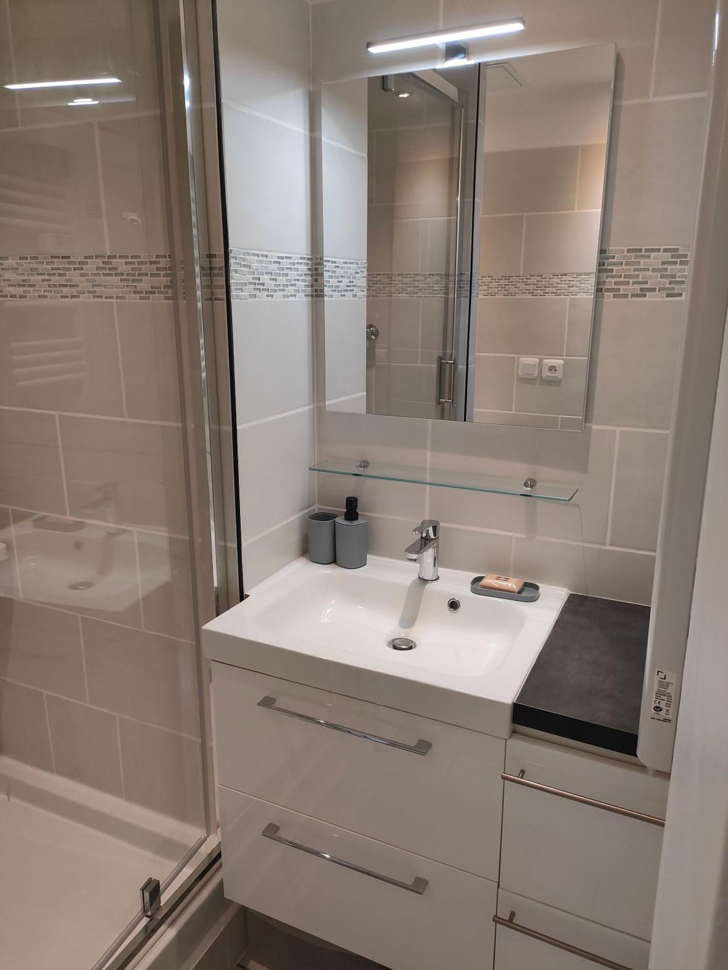 Location D'appartements 47 M Appartamento *